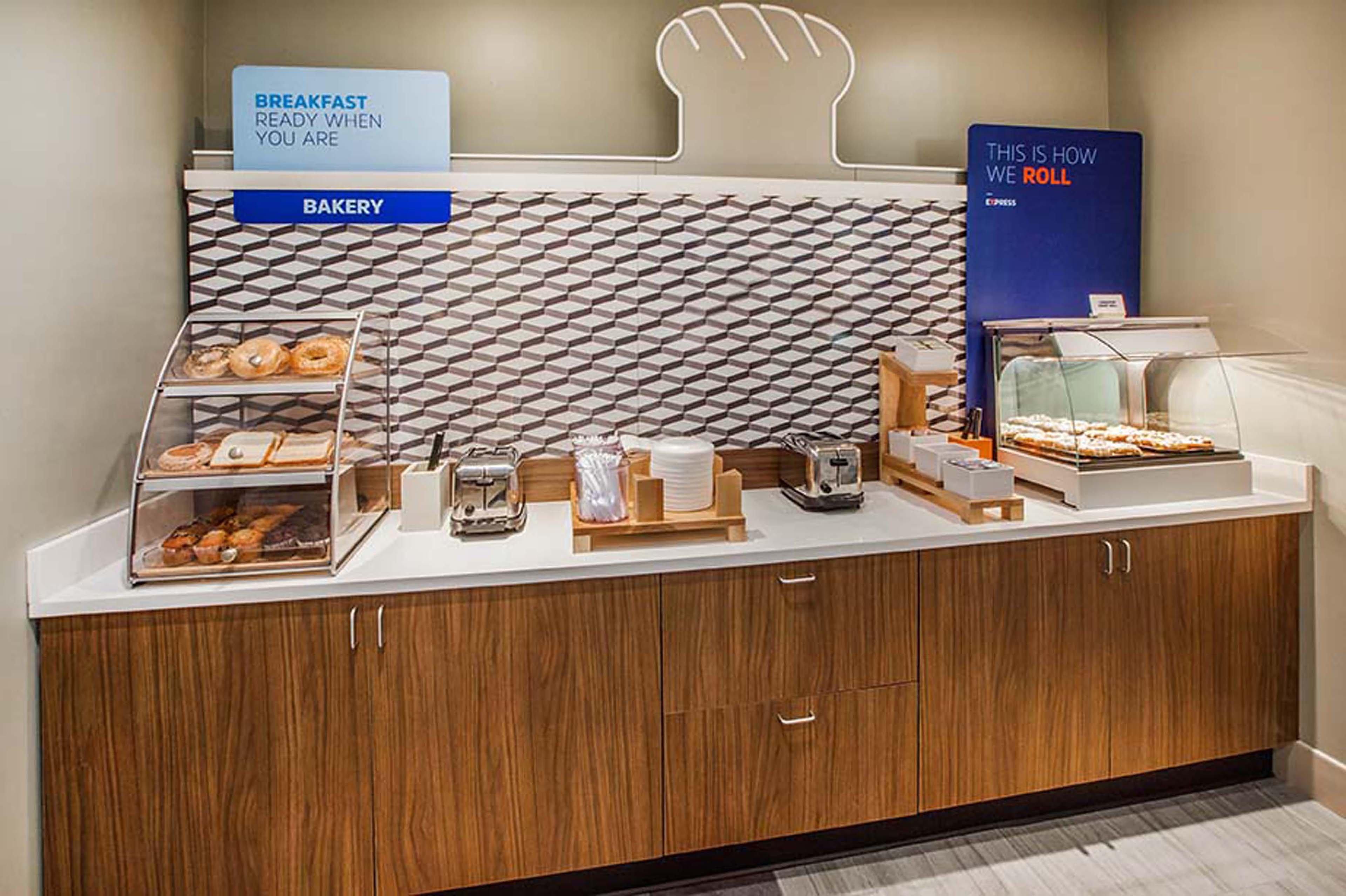 Holiday Inn Express Van Nuys By Ihg Los Angeles Extérieur photo