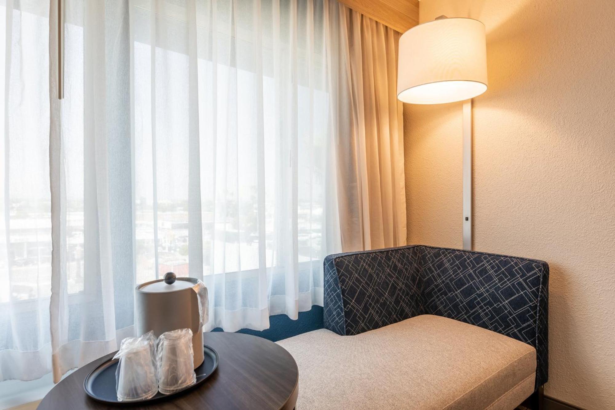 Holiday Inn Express Van Nuys By Ihg Los Angeles Extérieur photo