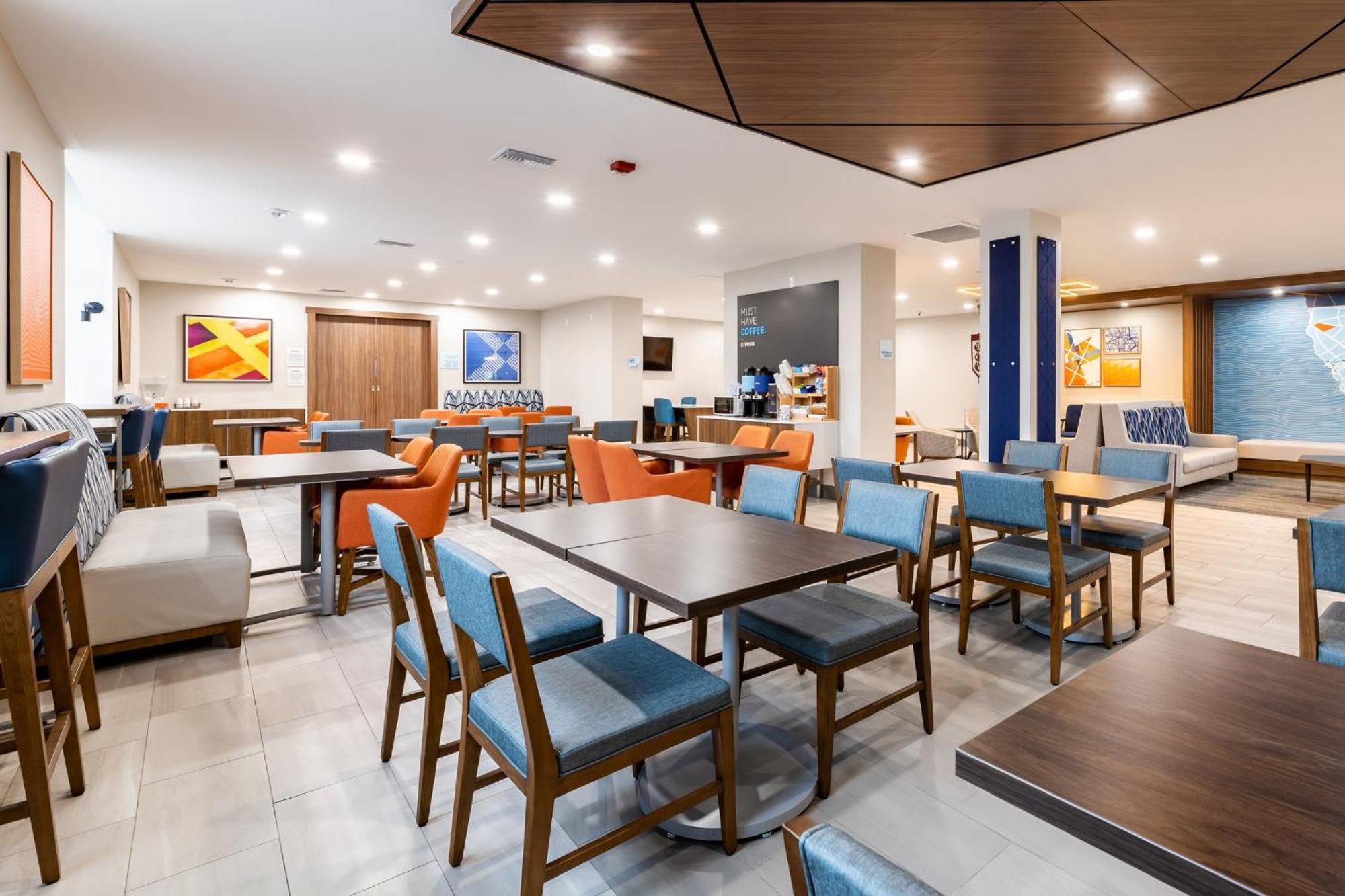 Holiday Inn Express Van Nuys By Ihg Los Angeles Extérieur photo