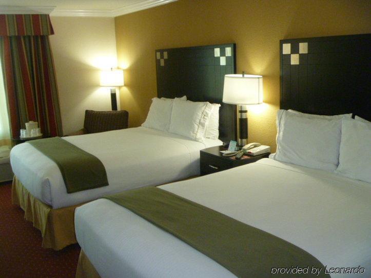Holiday Inn Express Van Nuys By Ihg Los Angeles Extérieur photo
