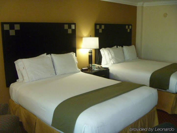 Holiday Inn Express Van Nuys By Ihg Los Angeles Extérieur photo